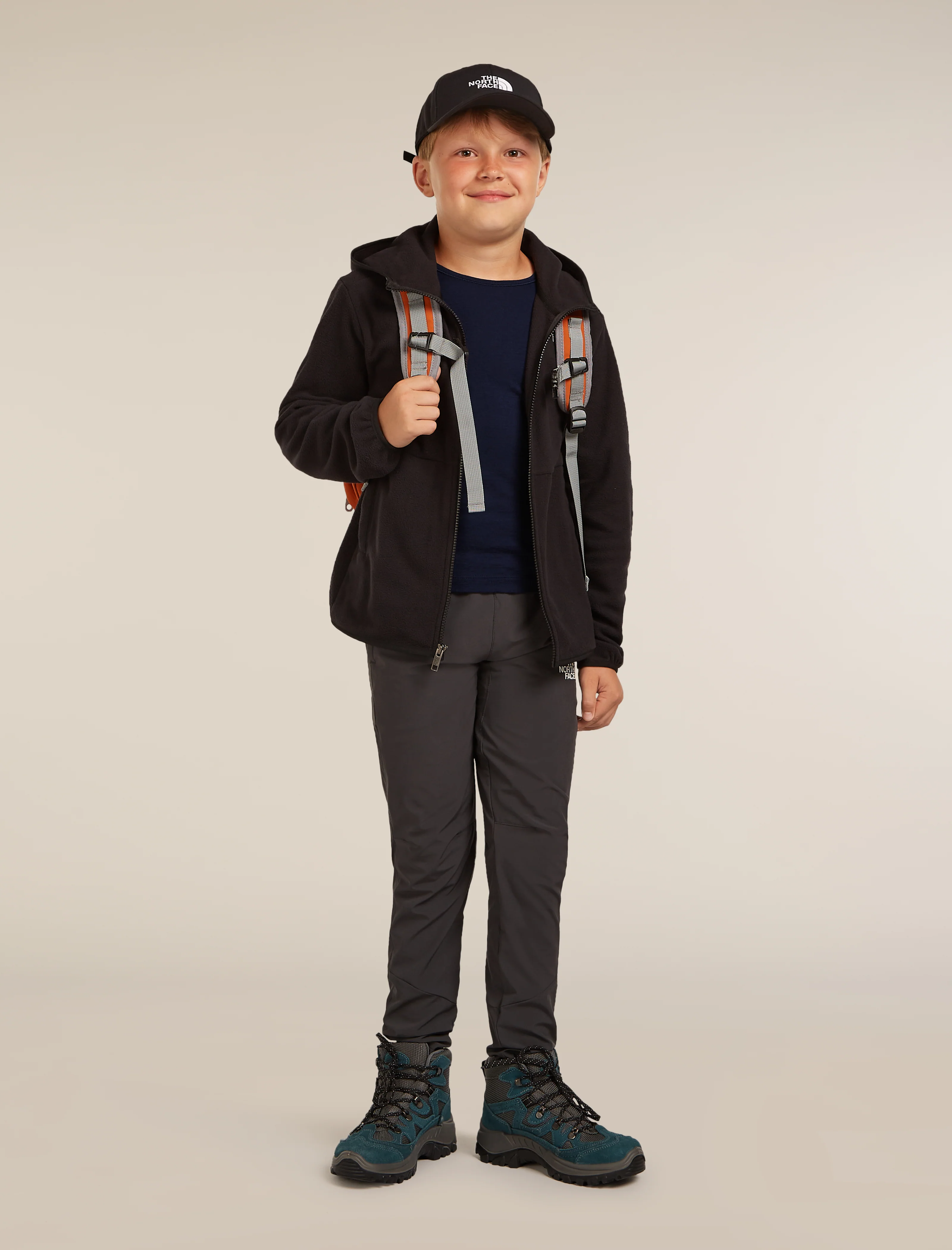Kids’ Merino 200 Oasis Long Sleeve Crew Thermal Top - Image 8