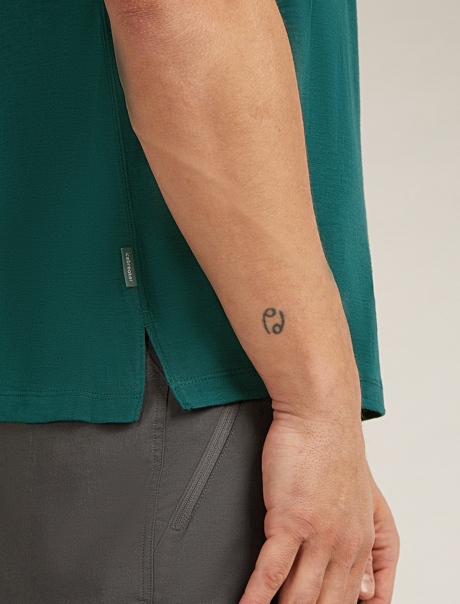 Men’s 150 MerinoFine™ Ace Short Sleeve T-Shirt - Image 5