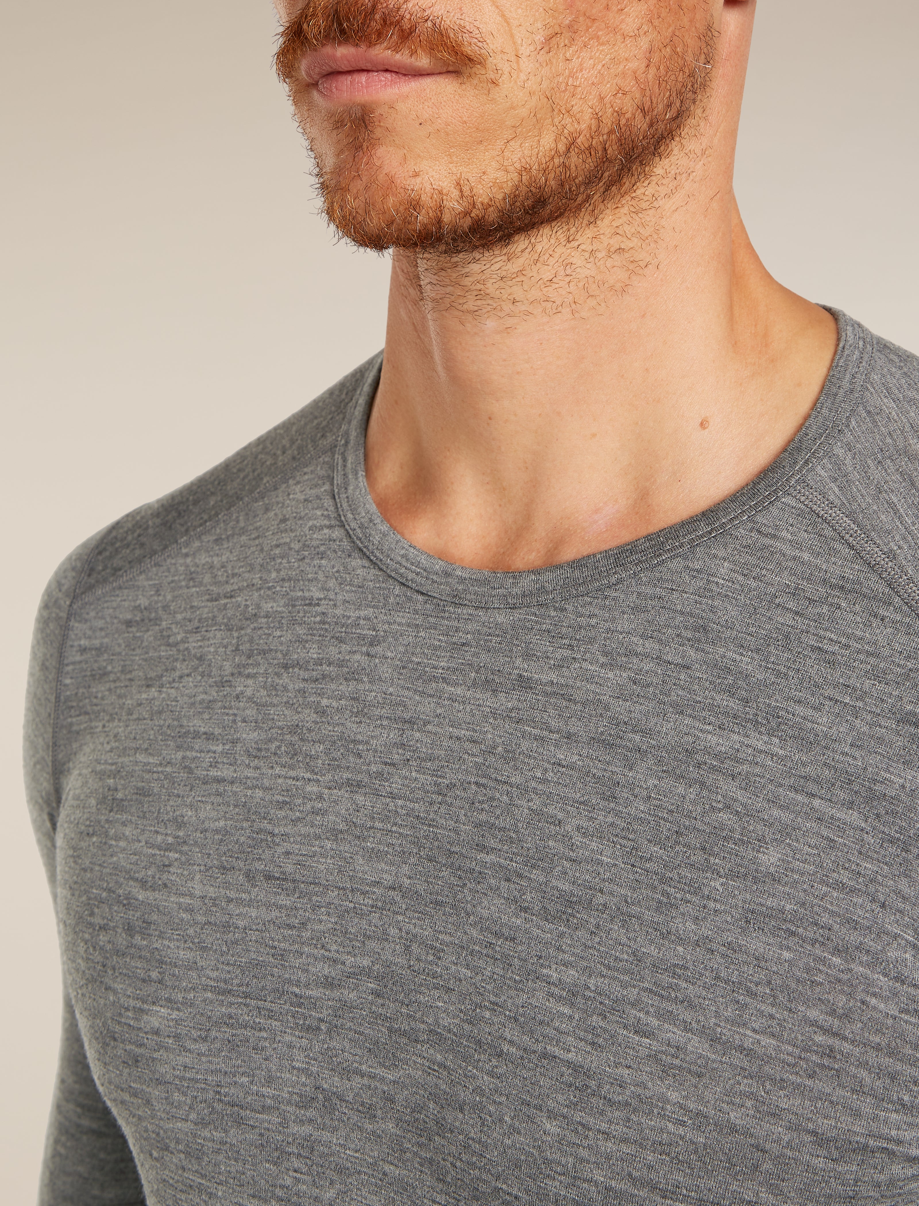 Men’s Merino 200 Oasis Long Sleeve Crew Thermal Top - Image 8