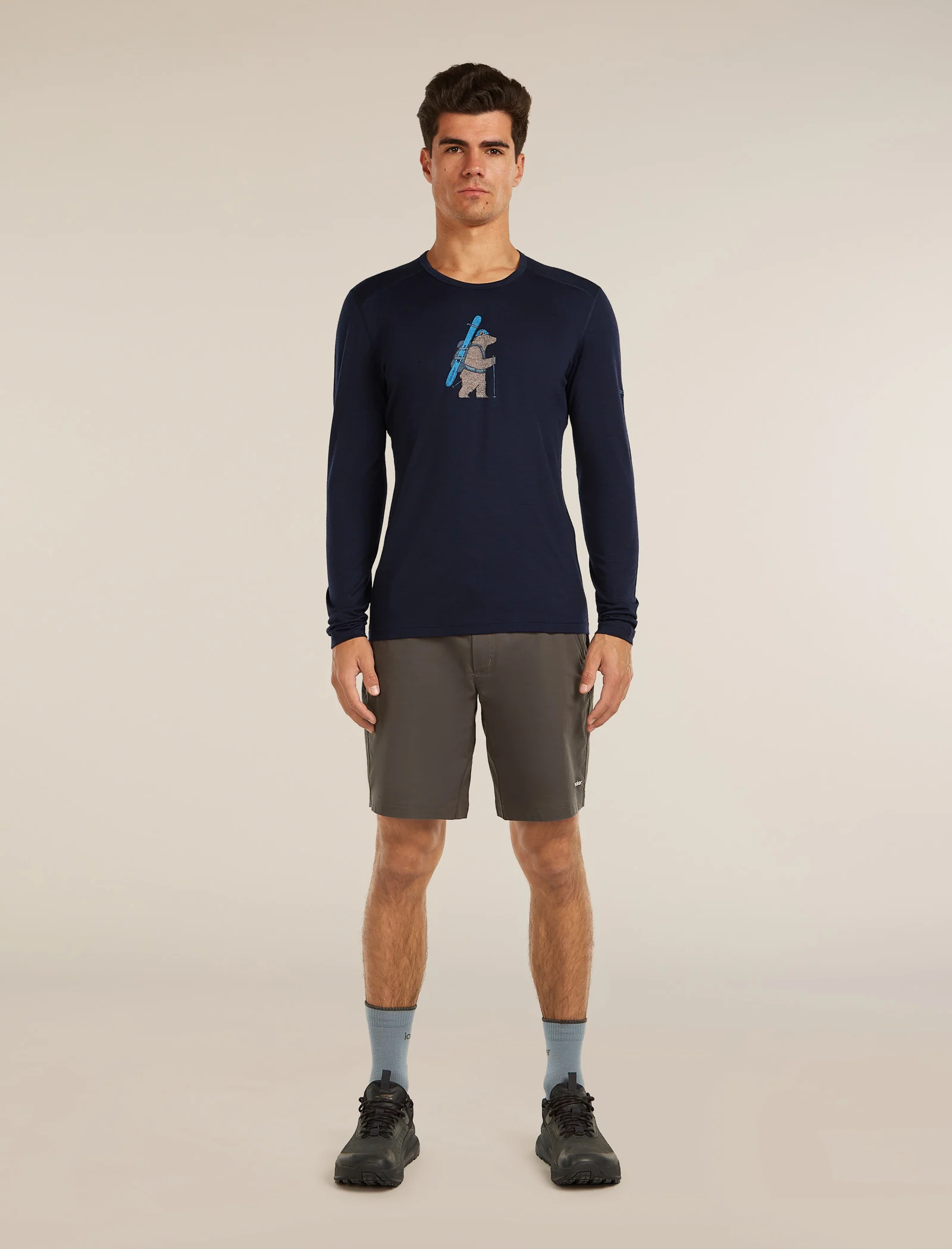Men’s Merino 200 Oasis Long Sleeve Crewe Bear Tour - Image 3