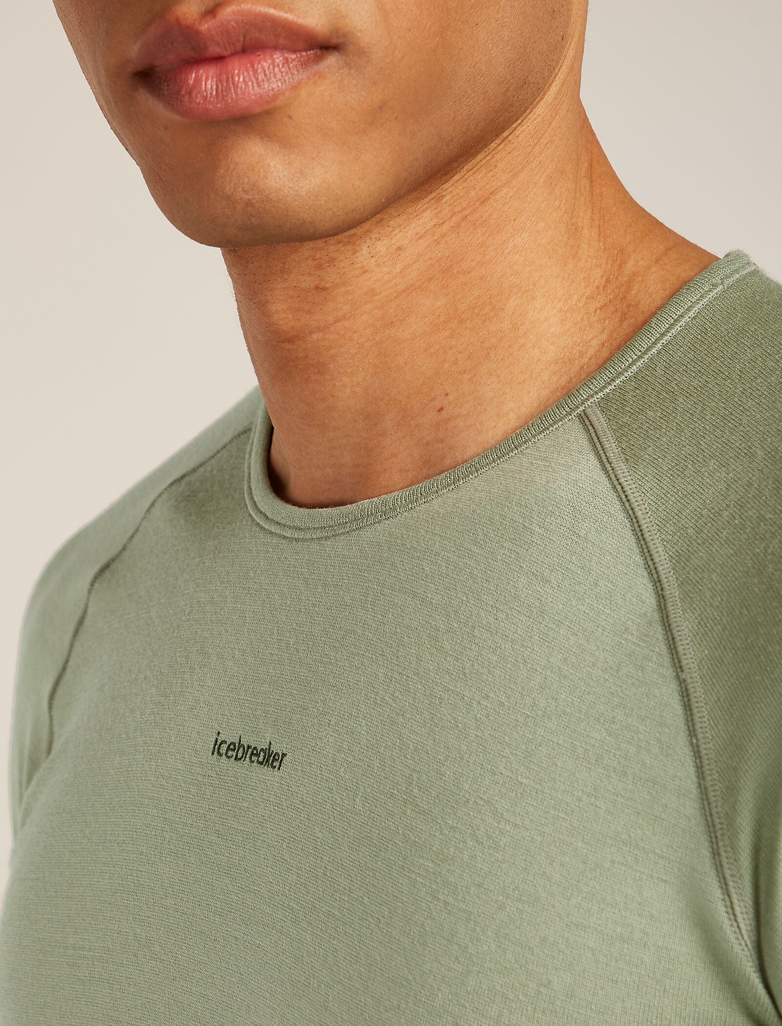 Men’s Merino 260 ZoneKnit™ long sleeve Crewe - Image 6