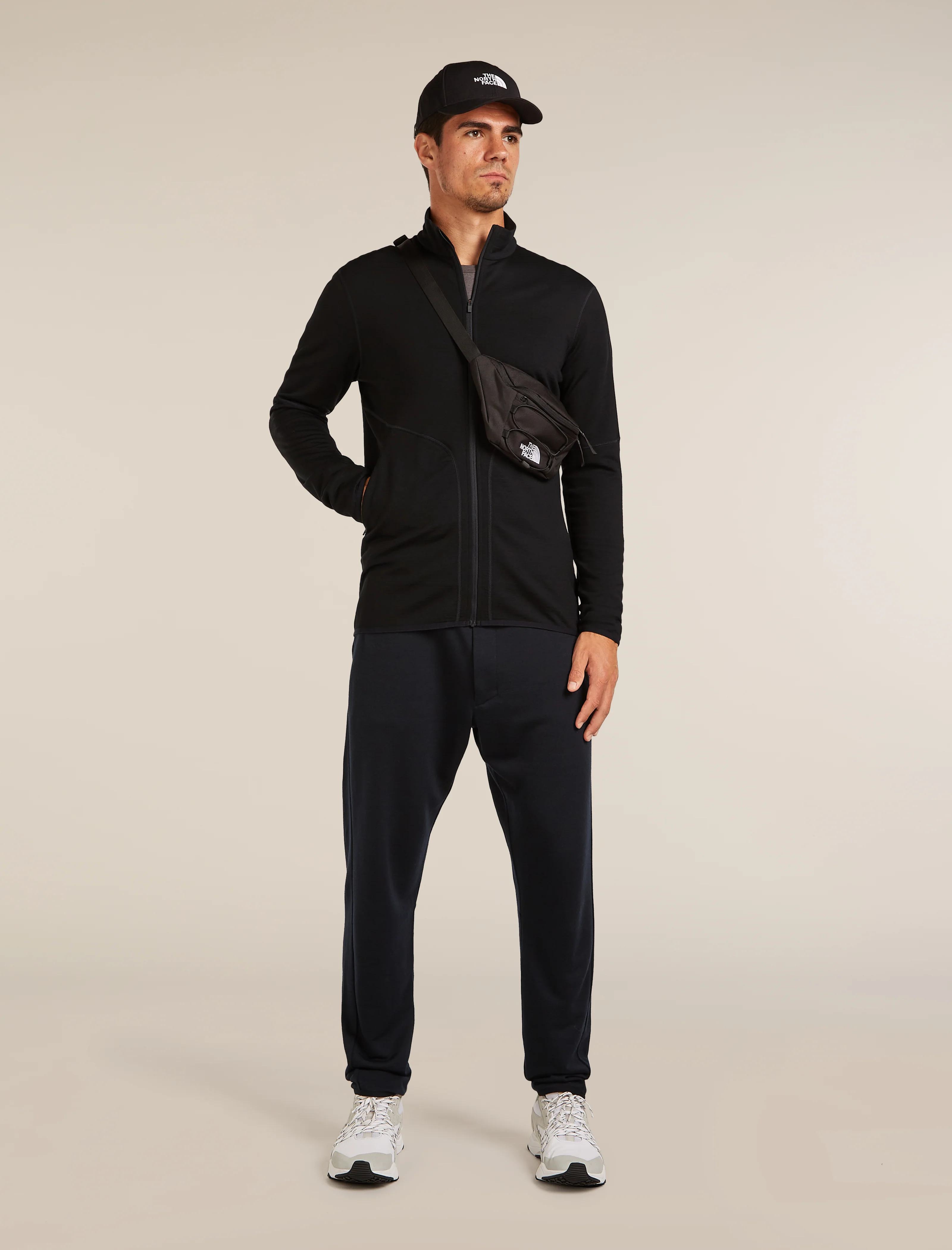Men’s Merino 560 Realfleece™ Elemental Long Sleeve Zip Jacket - Image 4