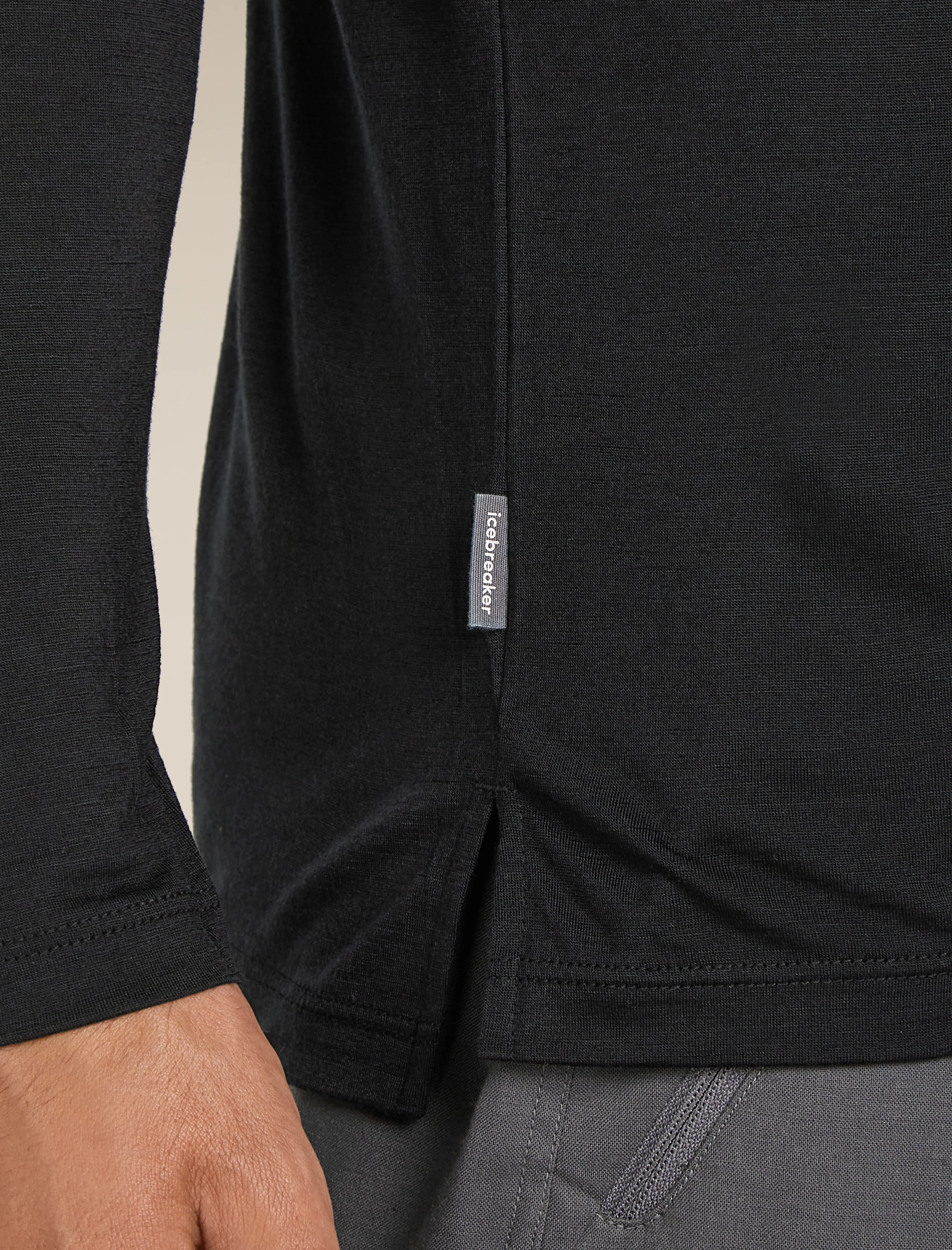 Men’s Merino Blend 125 Cool-Lite™ Sphere Long Sleeve T-Shirt - Image 8
