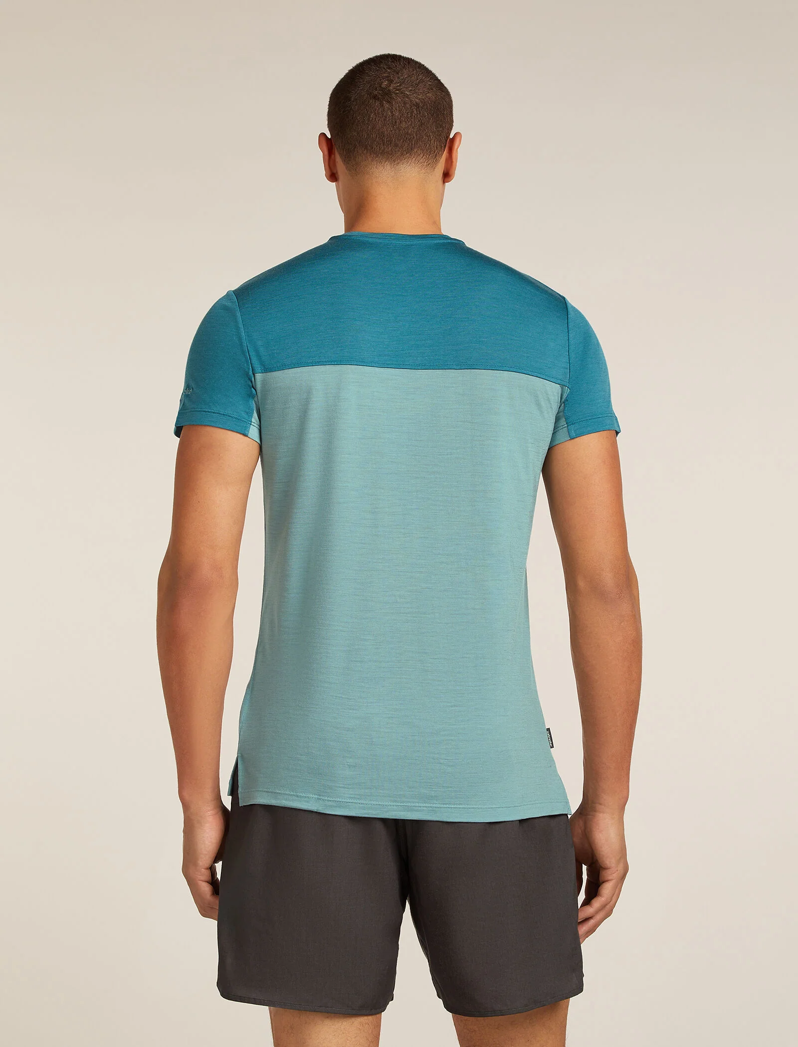Men’s Merino Blend 125 Cool-Lite™ Sphere Short Sleeve T-Shirt Colour Block - Image 2