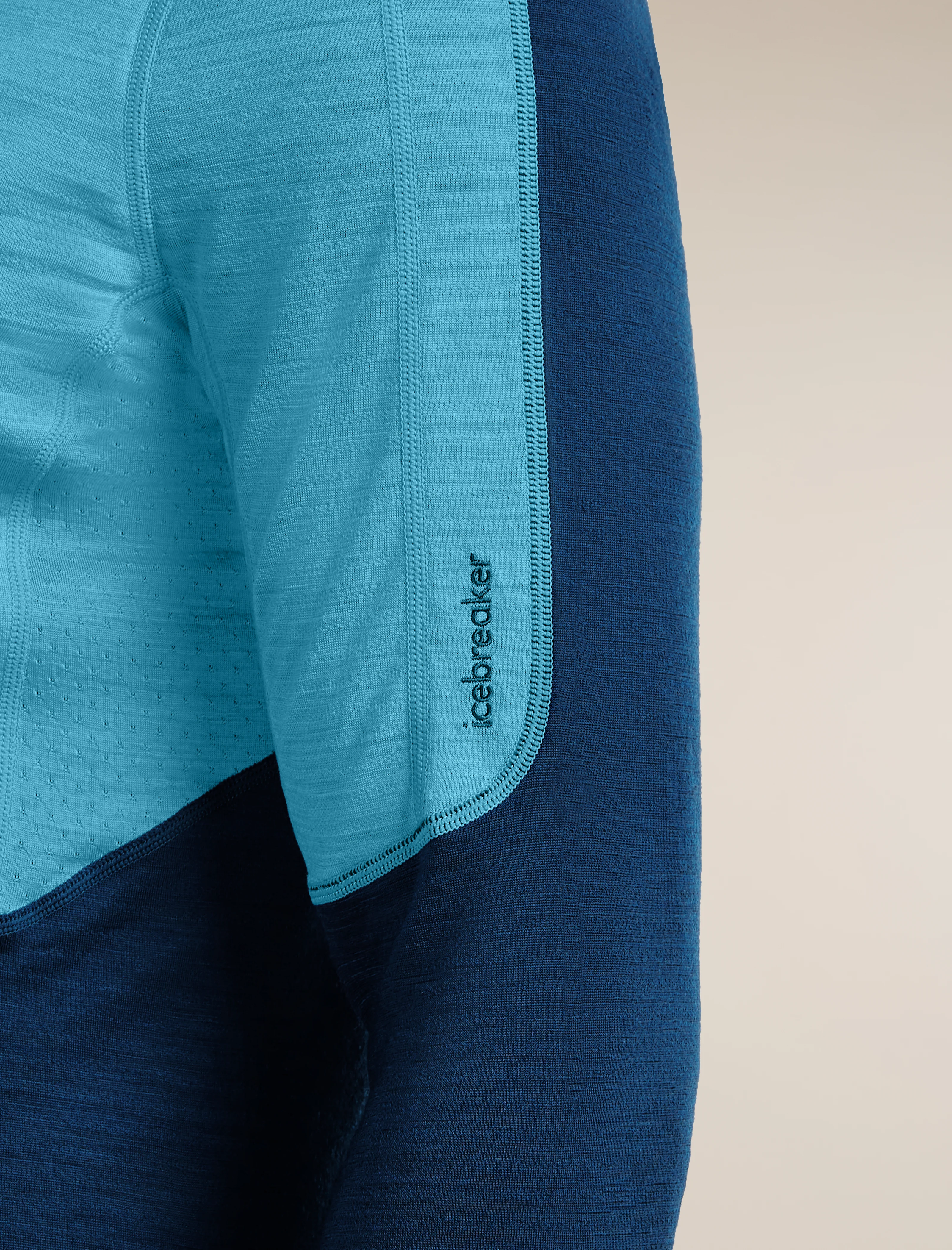 Men’s Merino Blend 200 RealFleece™ Descender Long Sleeve Half Zip - Image 5