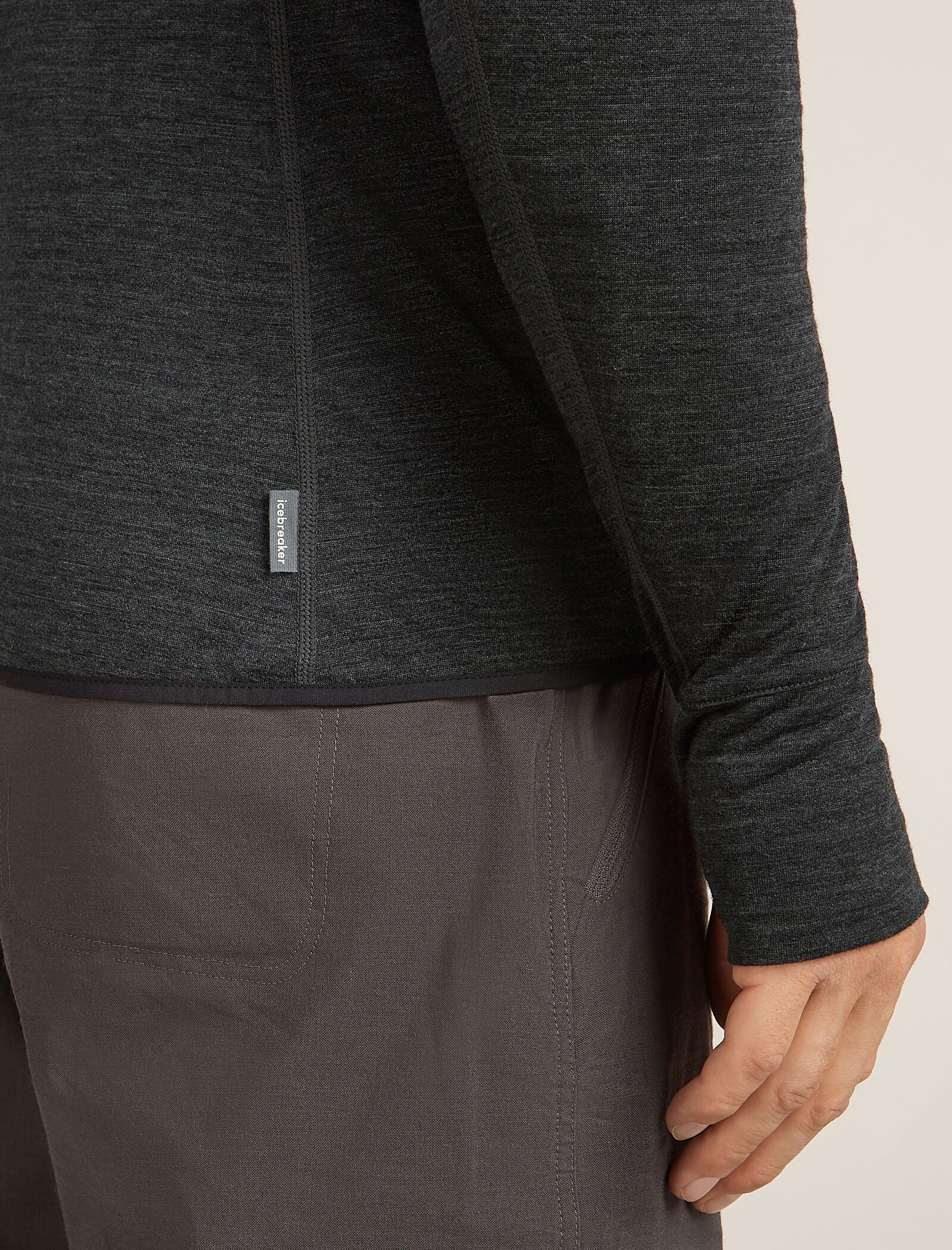 Men’s Merino Blend 200 Realfleece™ Descender Long Sleeve Half Zip Top - Image 7