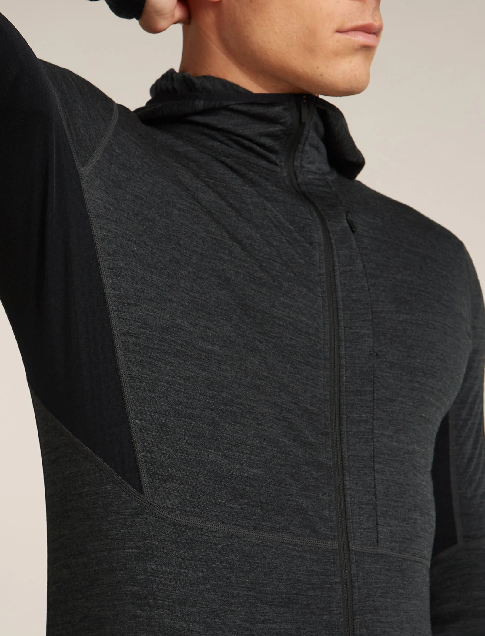 Men’s Merino Blend 200 Realfleece™ Descender Long Sleeve Zip Hoodie - Image 9