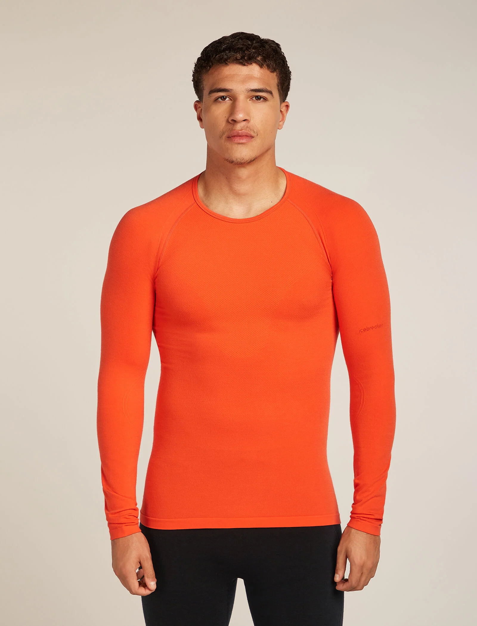 Men’s Merino Blend 260 ZoneKnit™ Seamless Long Sleeve Crew Thermal Top