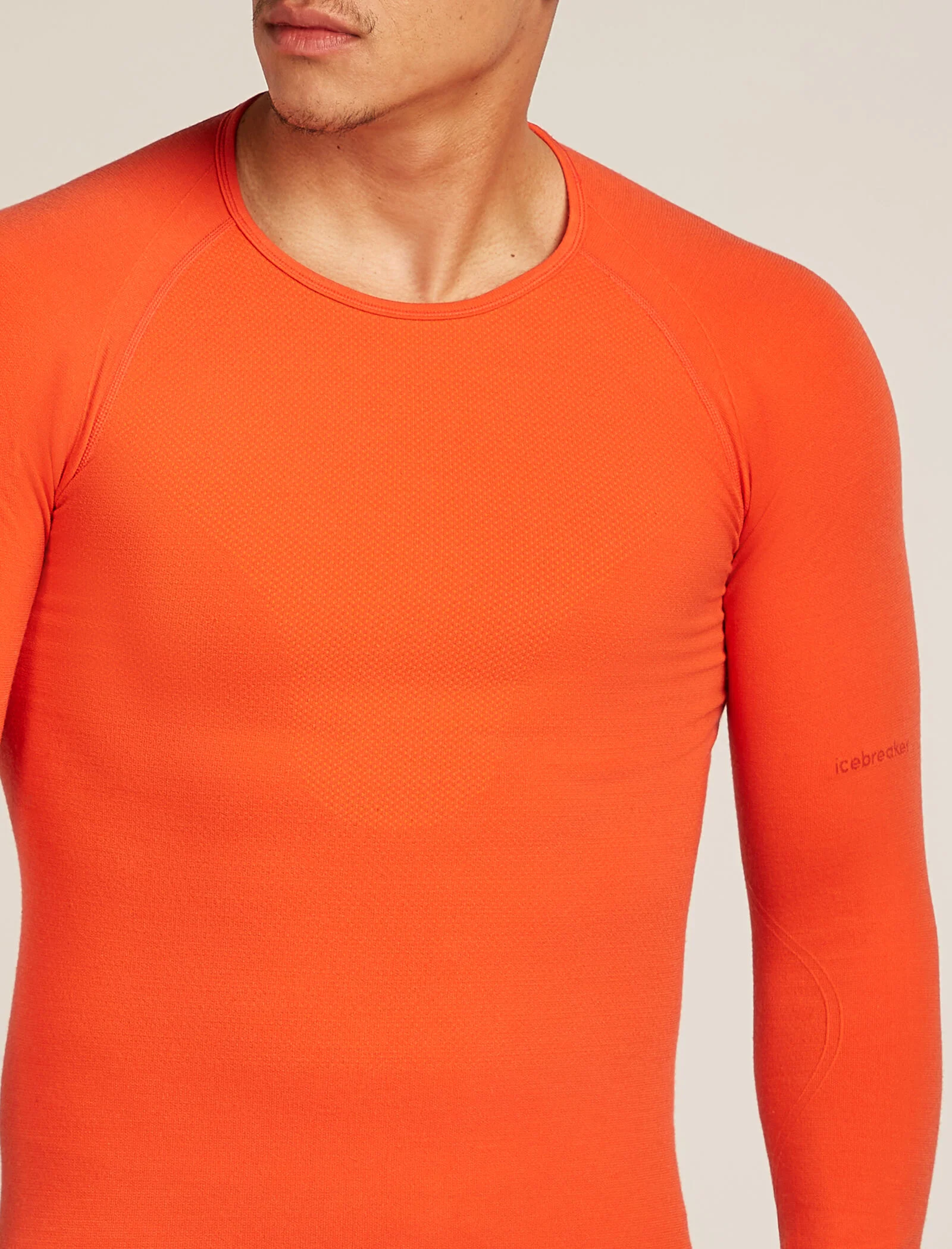 Men’s Merino Blend 260 ZoneKnit™ Seamless Long Sleeve Crew Thermal Top - Image 7