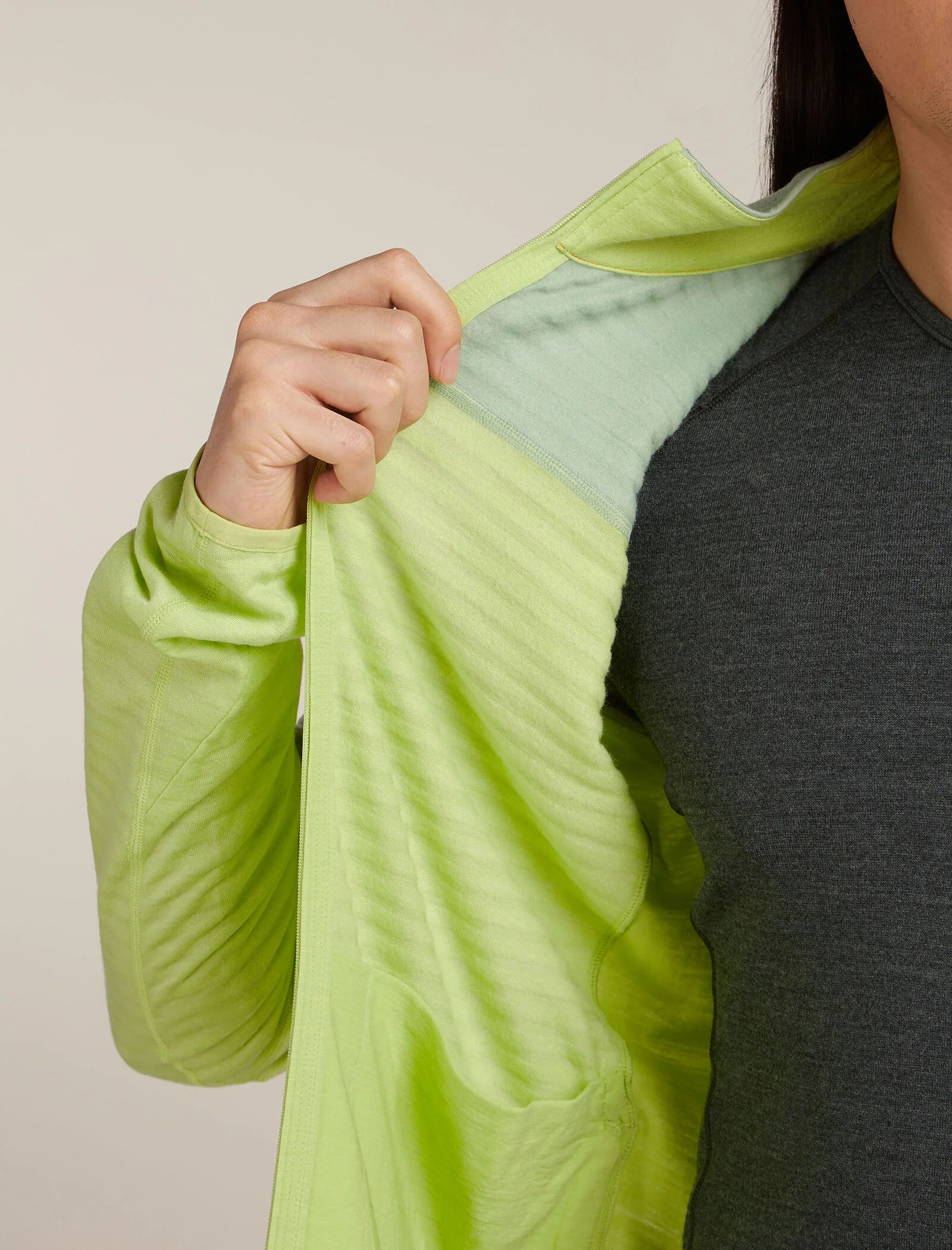 Men’s Merino Blend 300 RealFleece™ Descender Long Sleeve Zip Jacket - Image 8