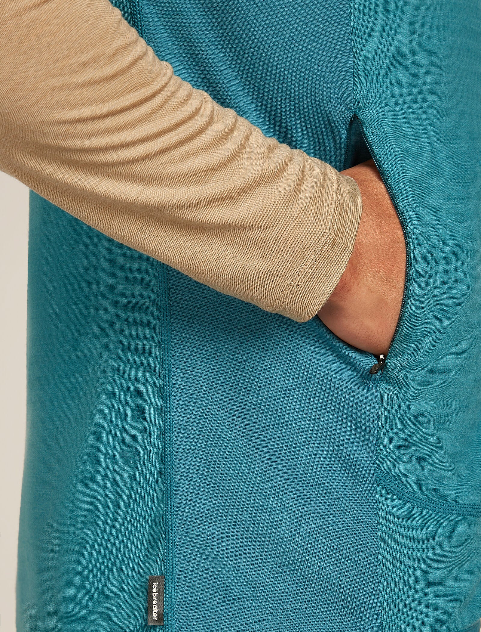 Men’s Merino Blend 300 RealFleece™ Descender Vest - Image 8