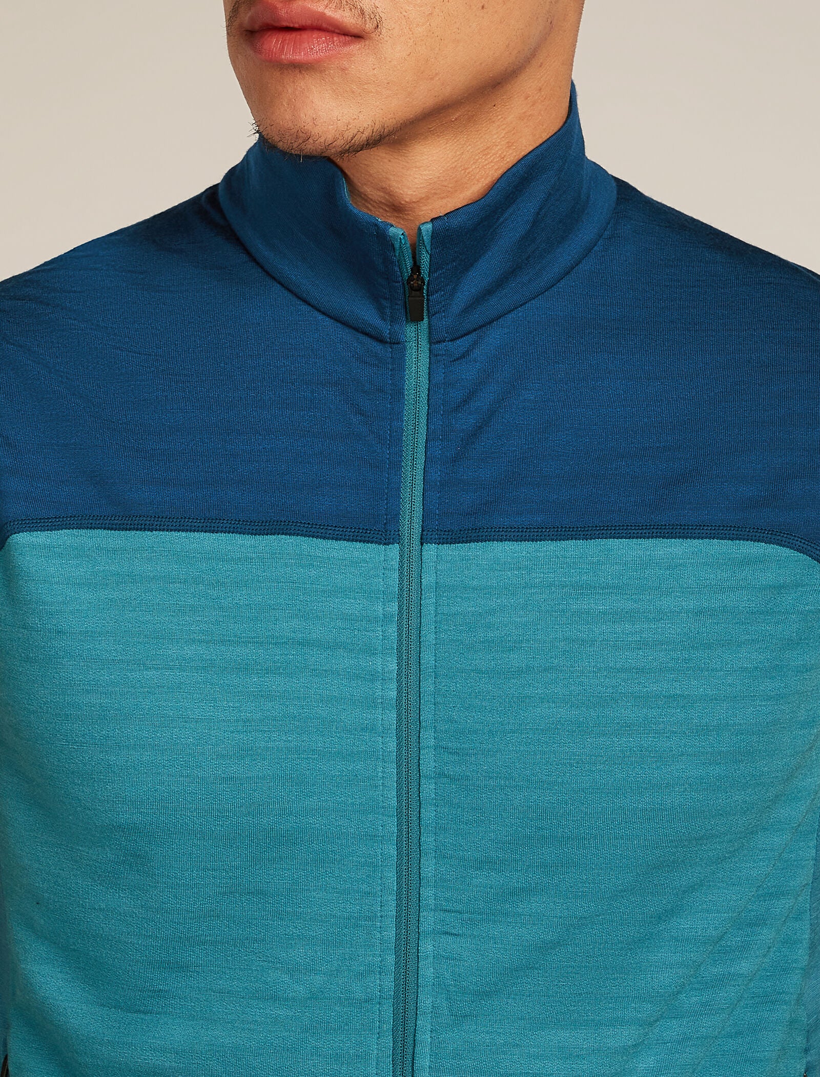 Men’s Merino Blend 300 RealFleece™ Descender Vest - Image 9