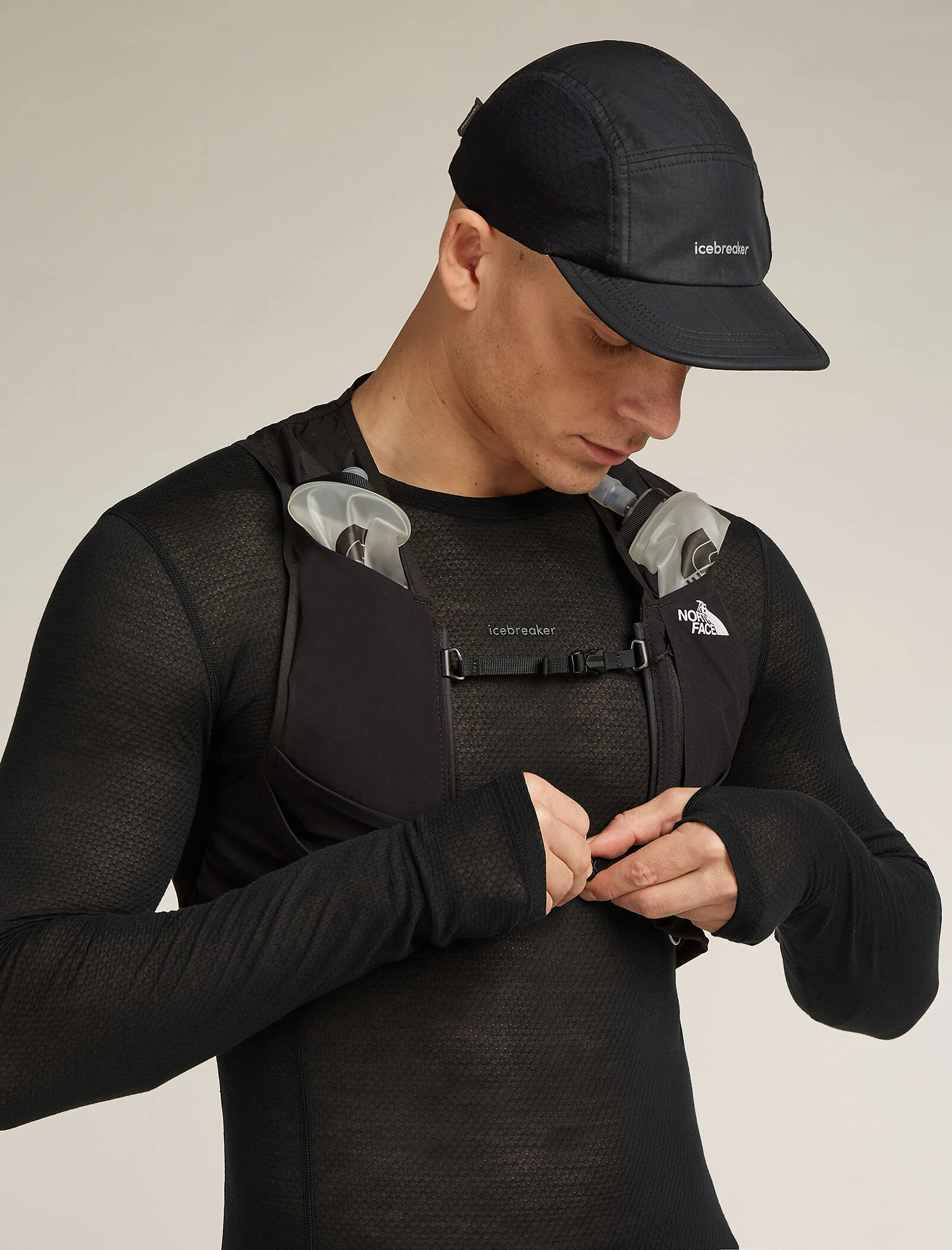 Men’s Merino Blend 75 Cool-Lite™ Featherlight™ Long Sleeve Crew Thermal Top - Image 8