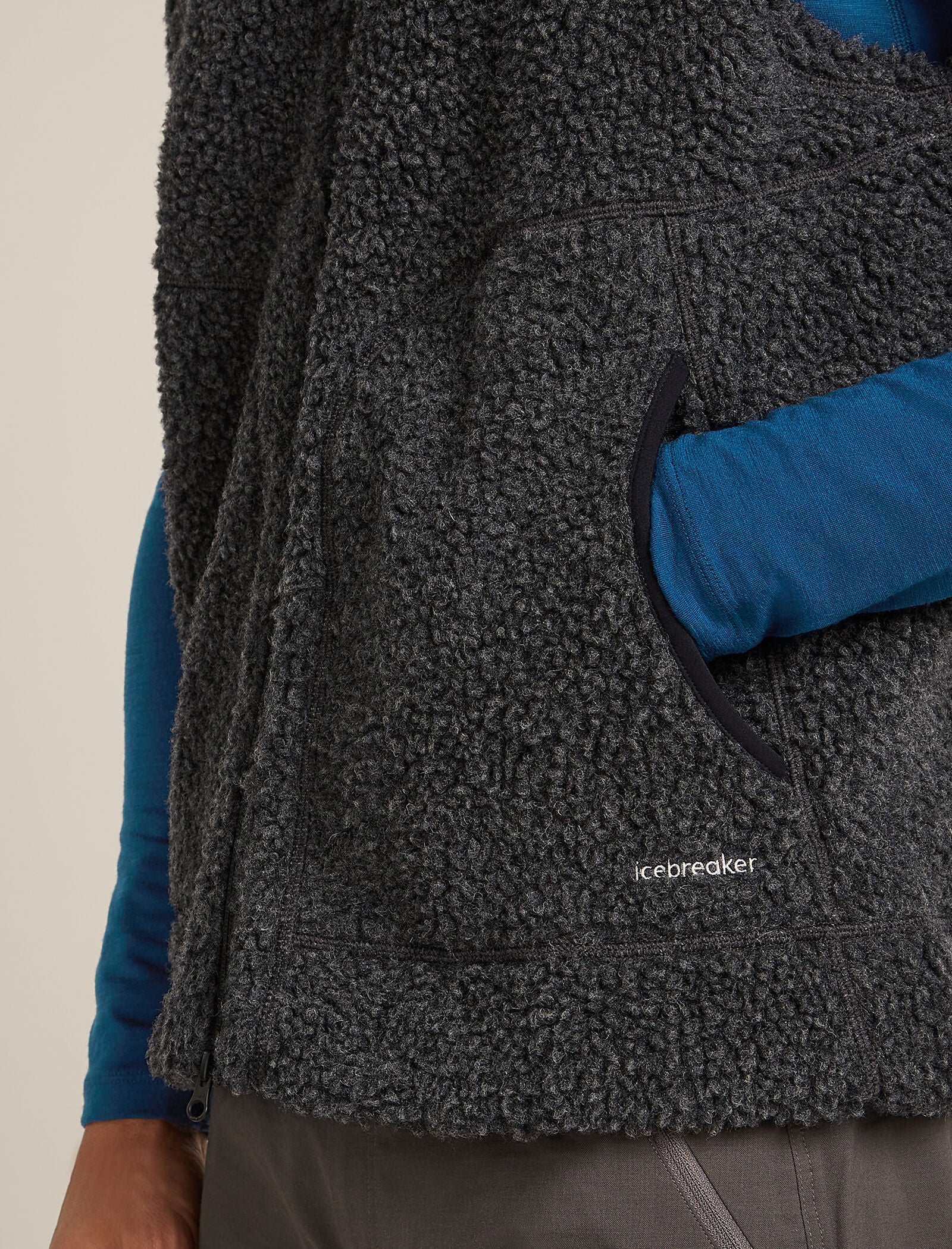 Men’s Merino Blend 960 RealFleece™ High Pile Vest - Image 5
