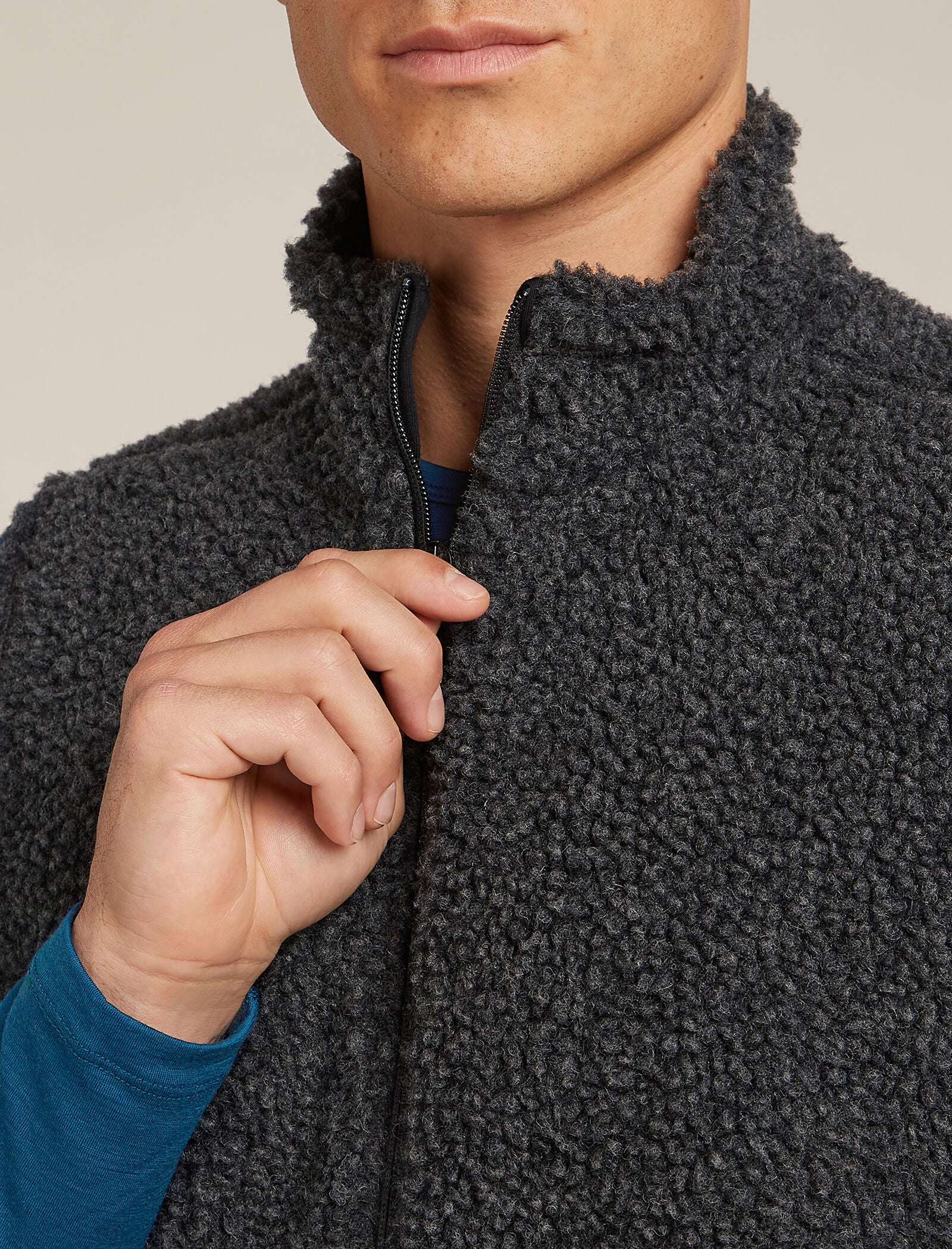 Men’s Merino Blend 960 RealFleece™ High Pile Vest - Image 6