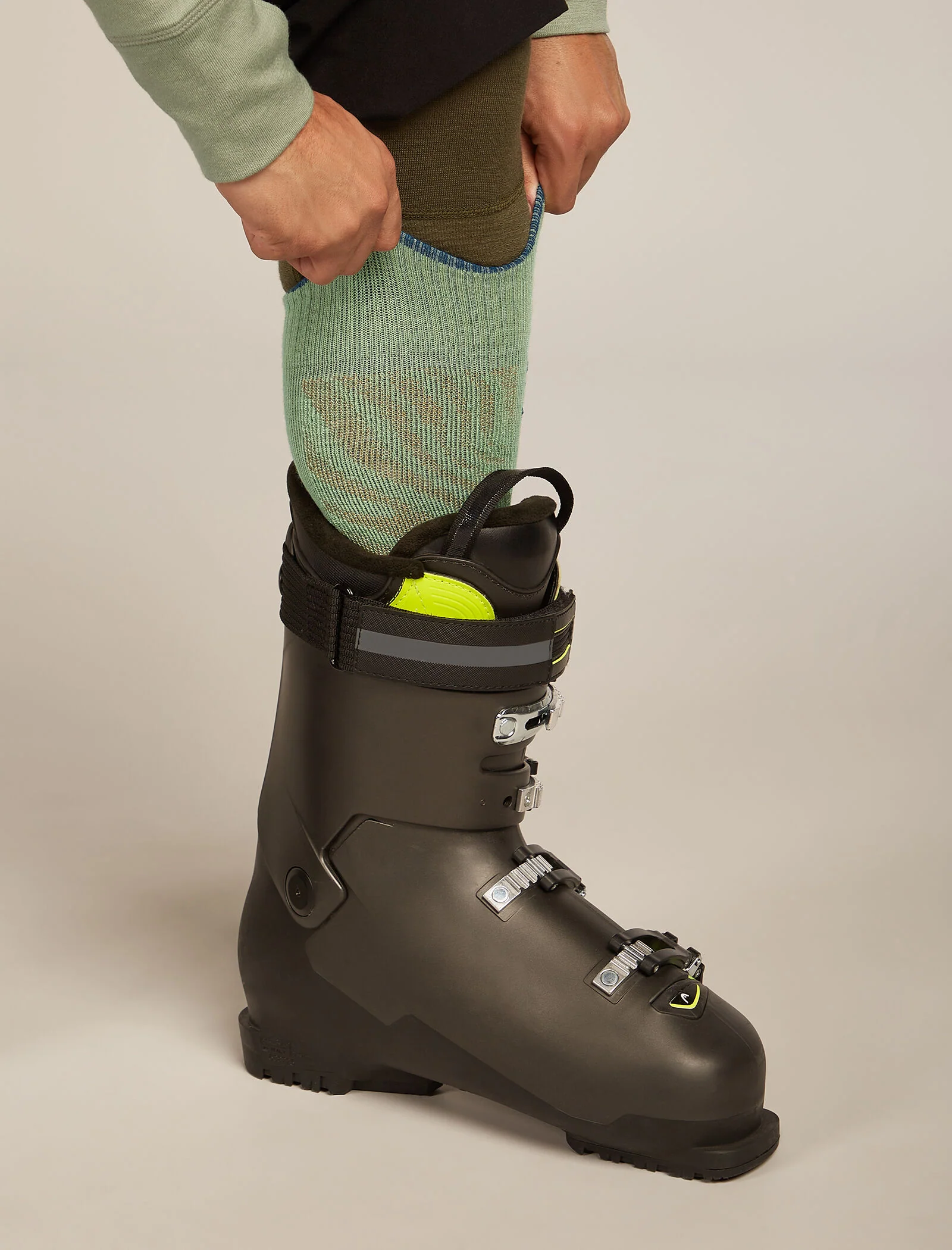 Men’s Merino Blend Ski+ Medium Over The Calf Mountain Contour Socks