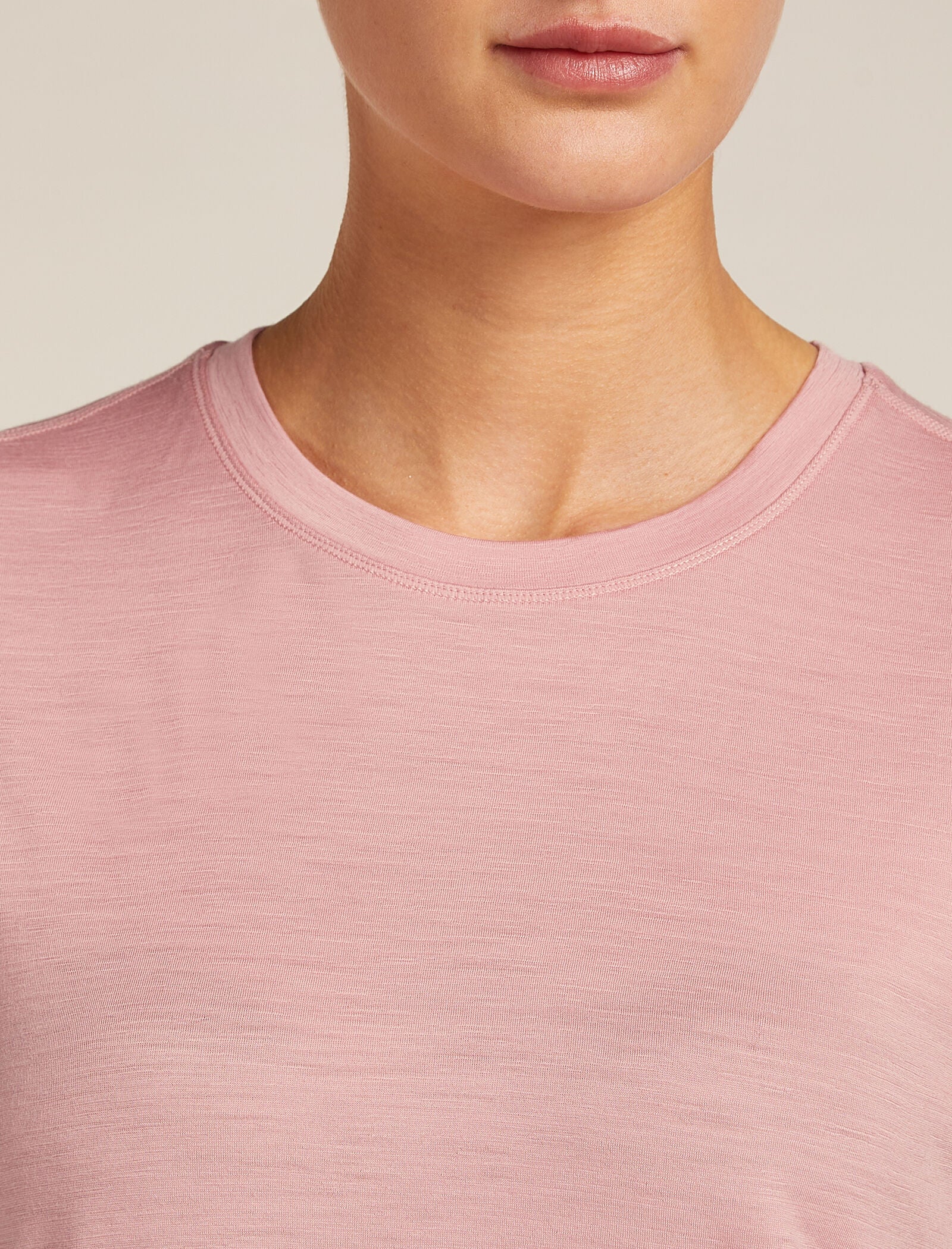 Women’s 150 MerinoFine™ Ace Short Sleeve T-Shirt - Image 6
