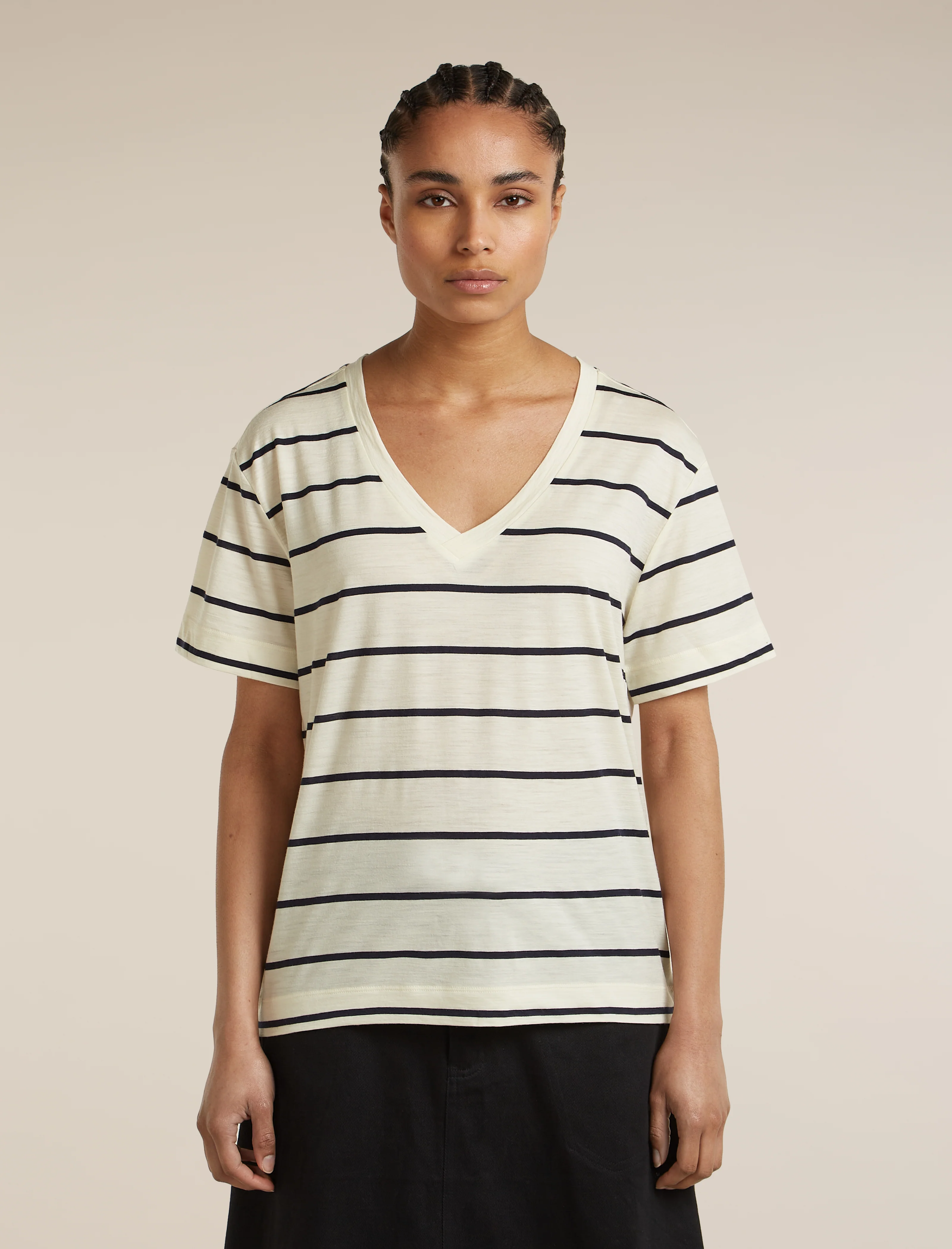 Women’s Merino 150 Tech Lite Short Sleeve Relaxed V Neck T-Shirt