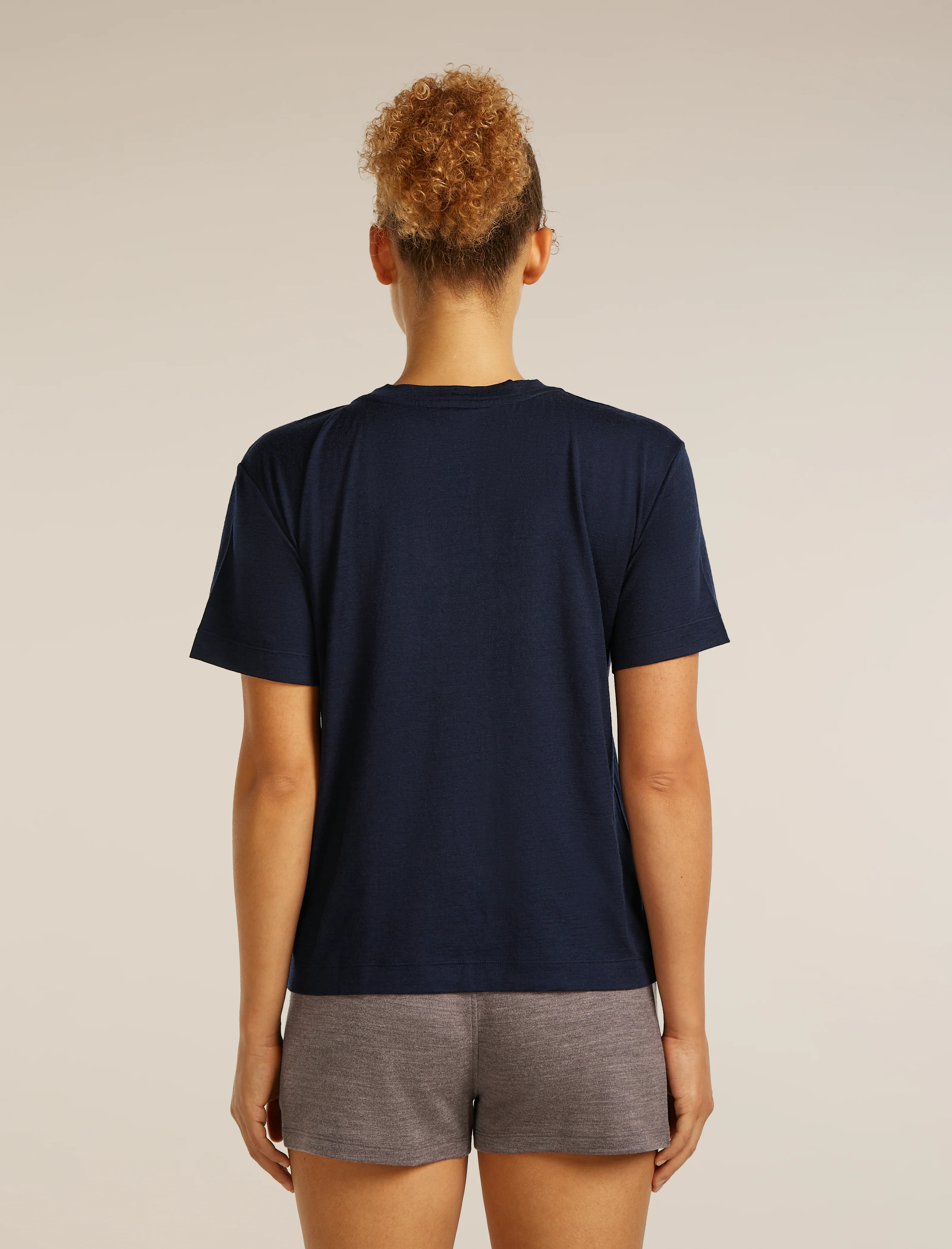 Women’s Merino 150 Tech Lite Short Sleeve Relaxed V Neck T-Shirt - Image 2