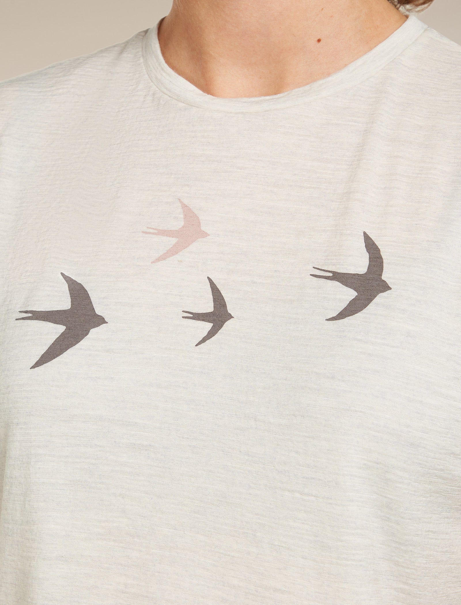 Women’s Merino 150 Tech Lite Short Sleeve T-Shirt Bird Transit - Image 5