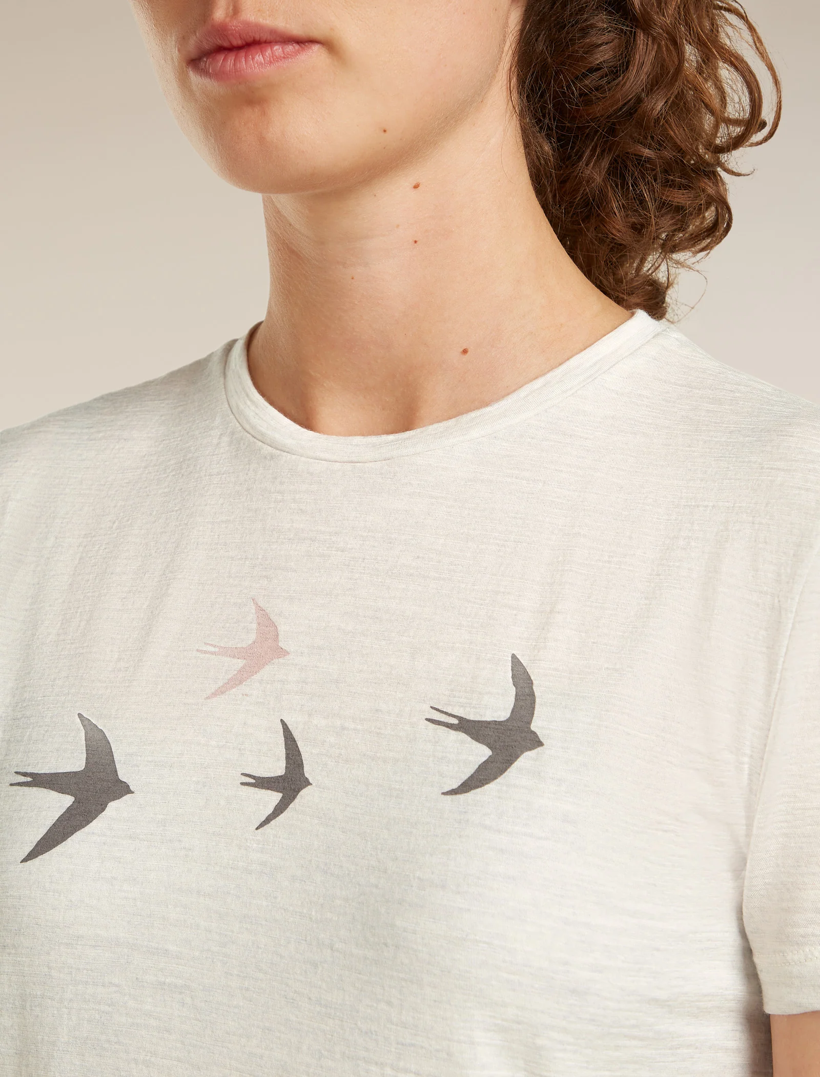 Women’s Merino 150 Tech Lite Short Sleeve T-Shirt Bird Transit - Image 6