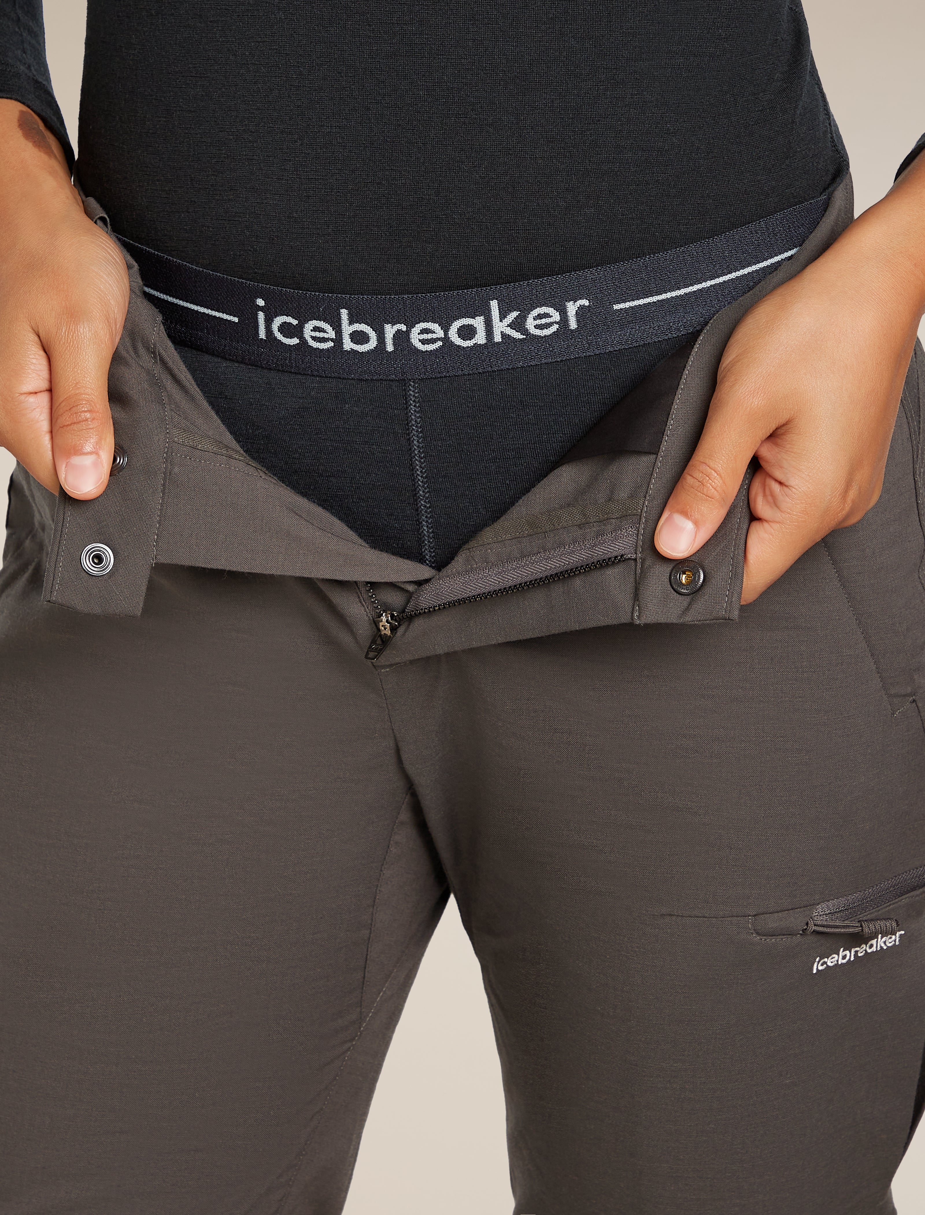 Women’s Merino 200 Oasis 3/4 Thermal Leggings - Image 4