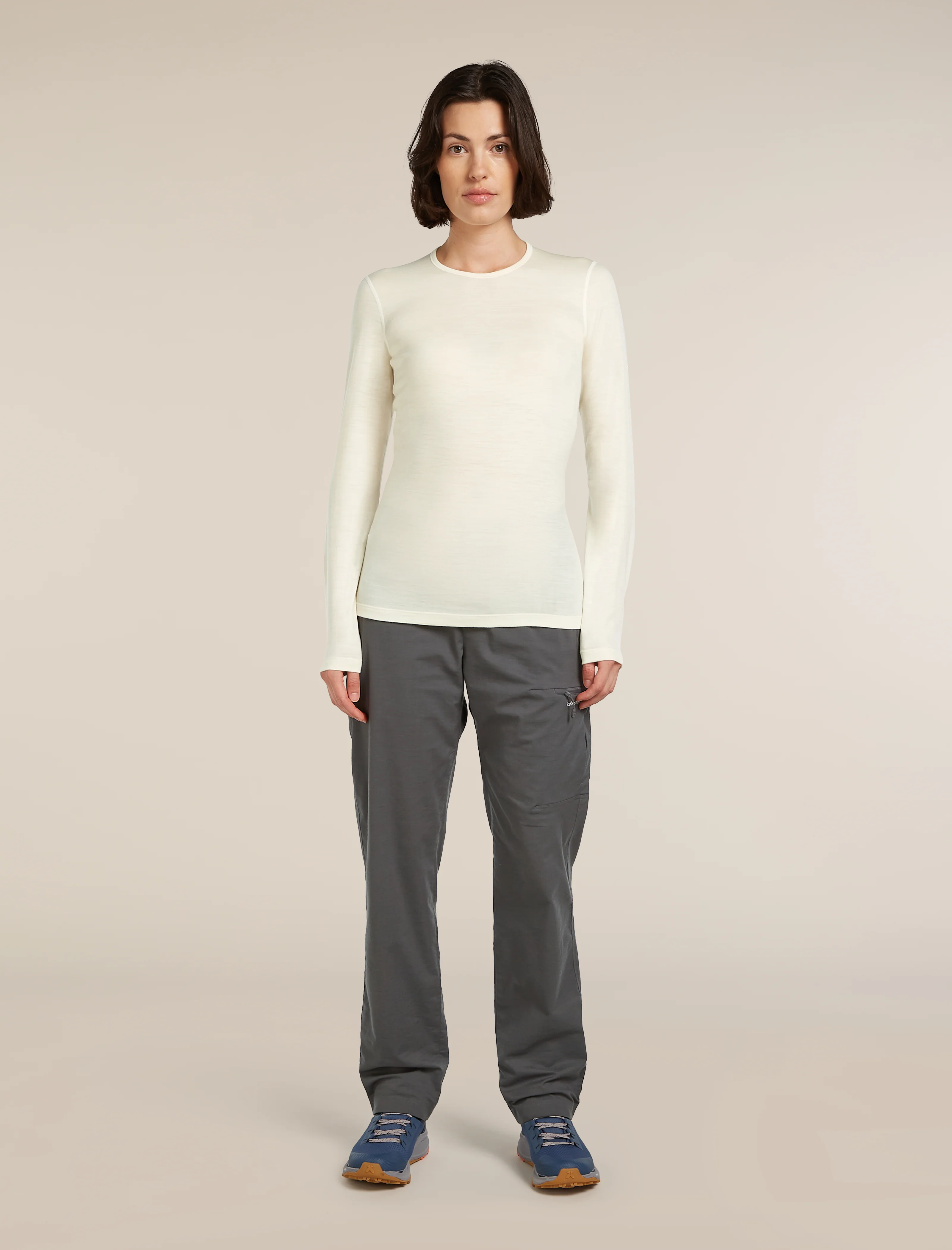 Women’s Merino 200 Oasis Long Sleeve Crew Thermal Top - Image 3