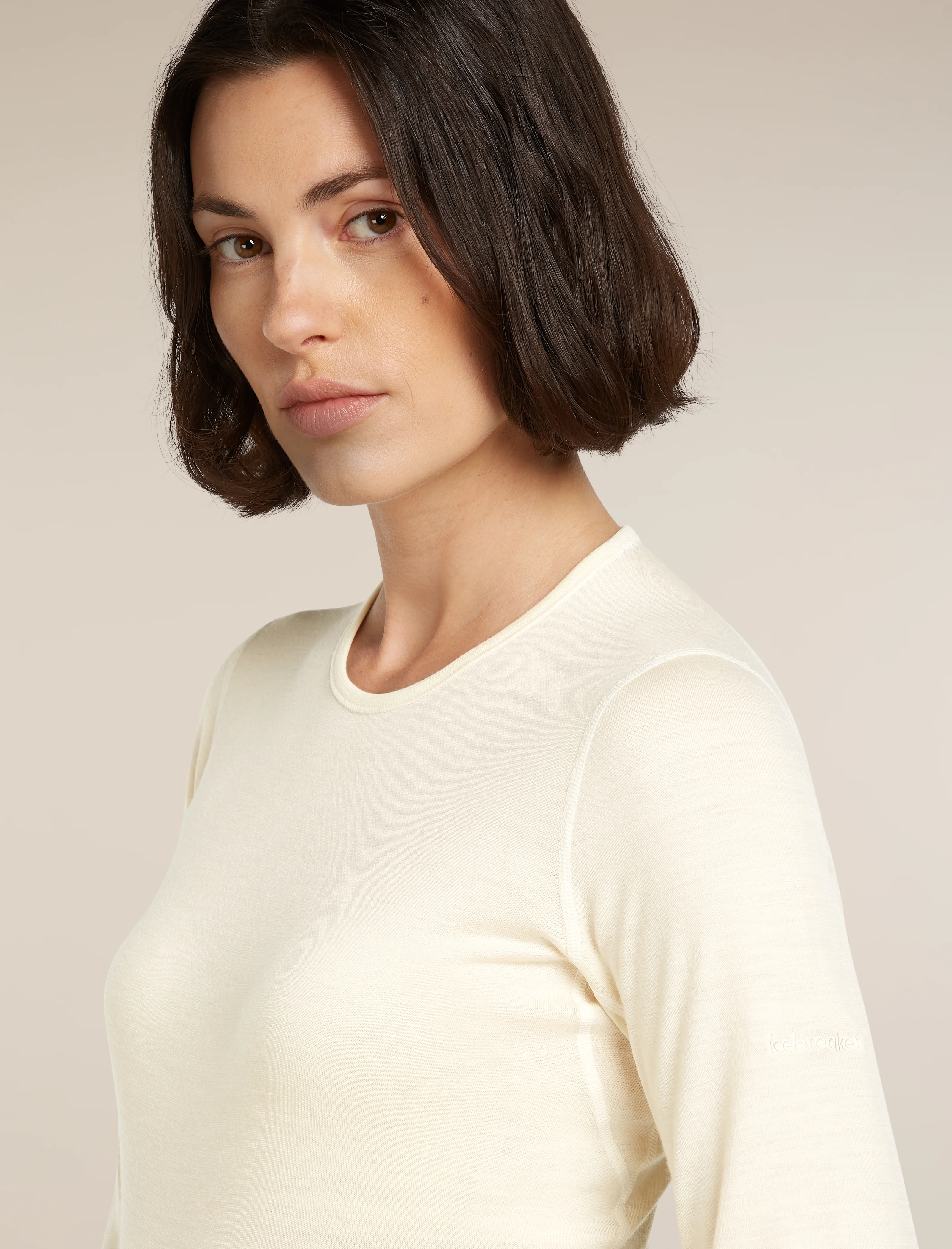 Women’s Merino 200 Oasis Long Sleeve Crew Thermal Top - Image 5