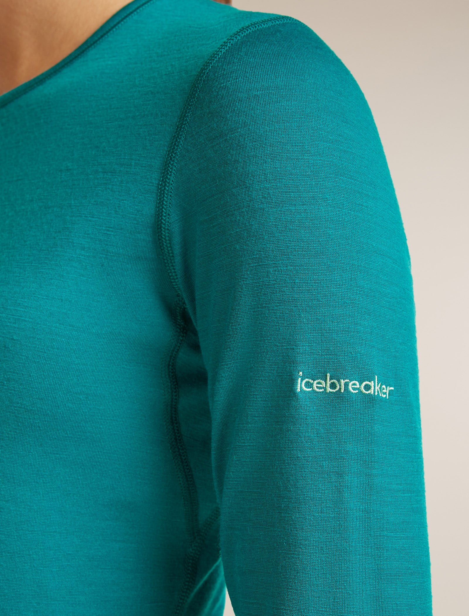 Women’s Merino 200 Oasis Long Sleeve Crewe Sunrise Summit - Image 5