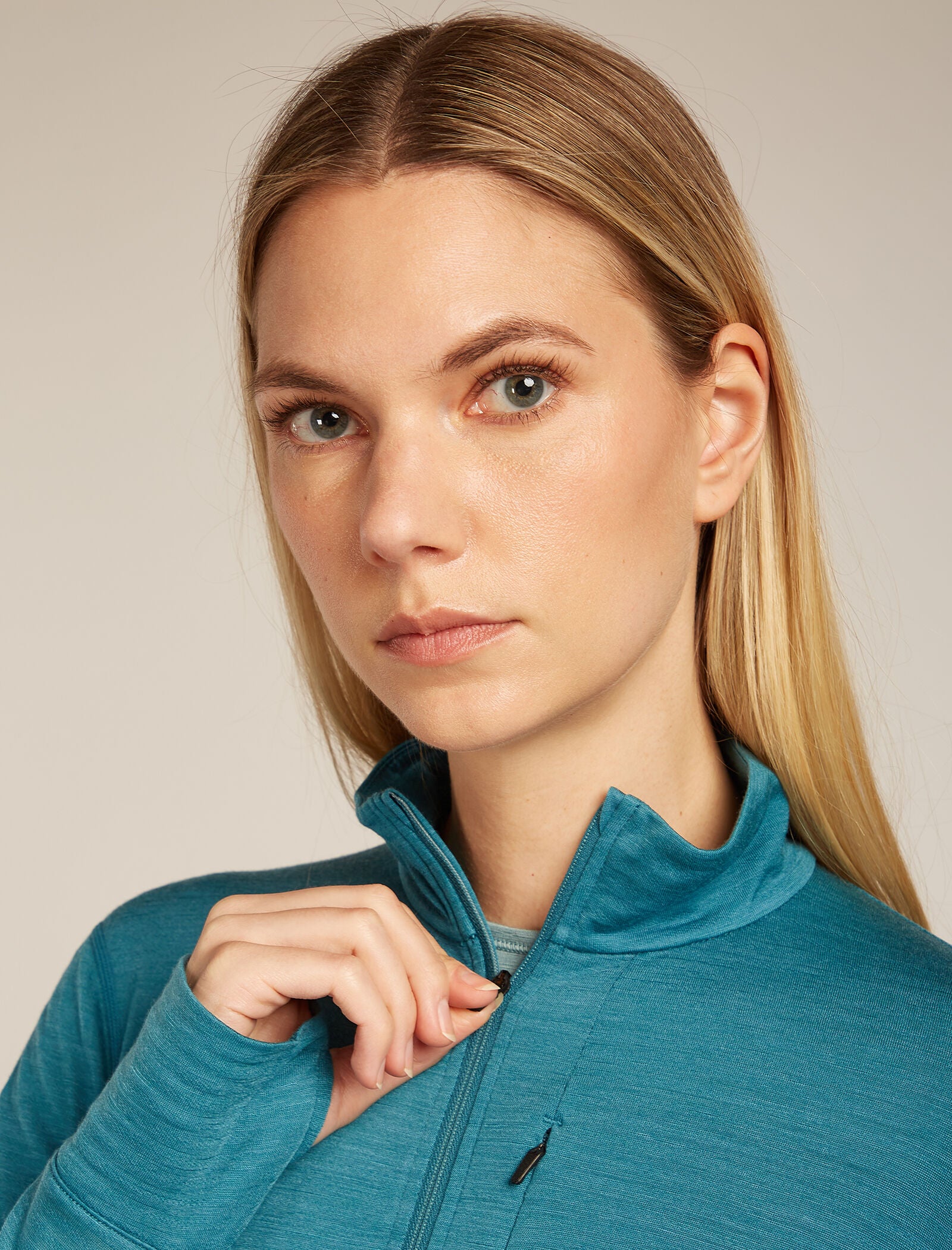 Women’s Merino Blend 200 Realfleece™ Descender Long Sleeve Half Zip Top - Image 7