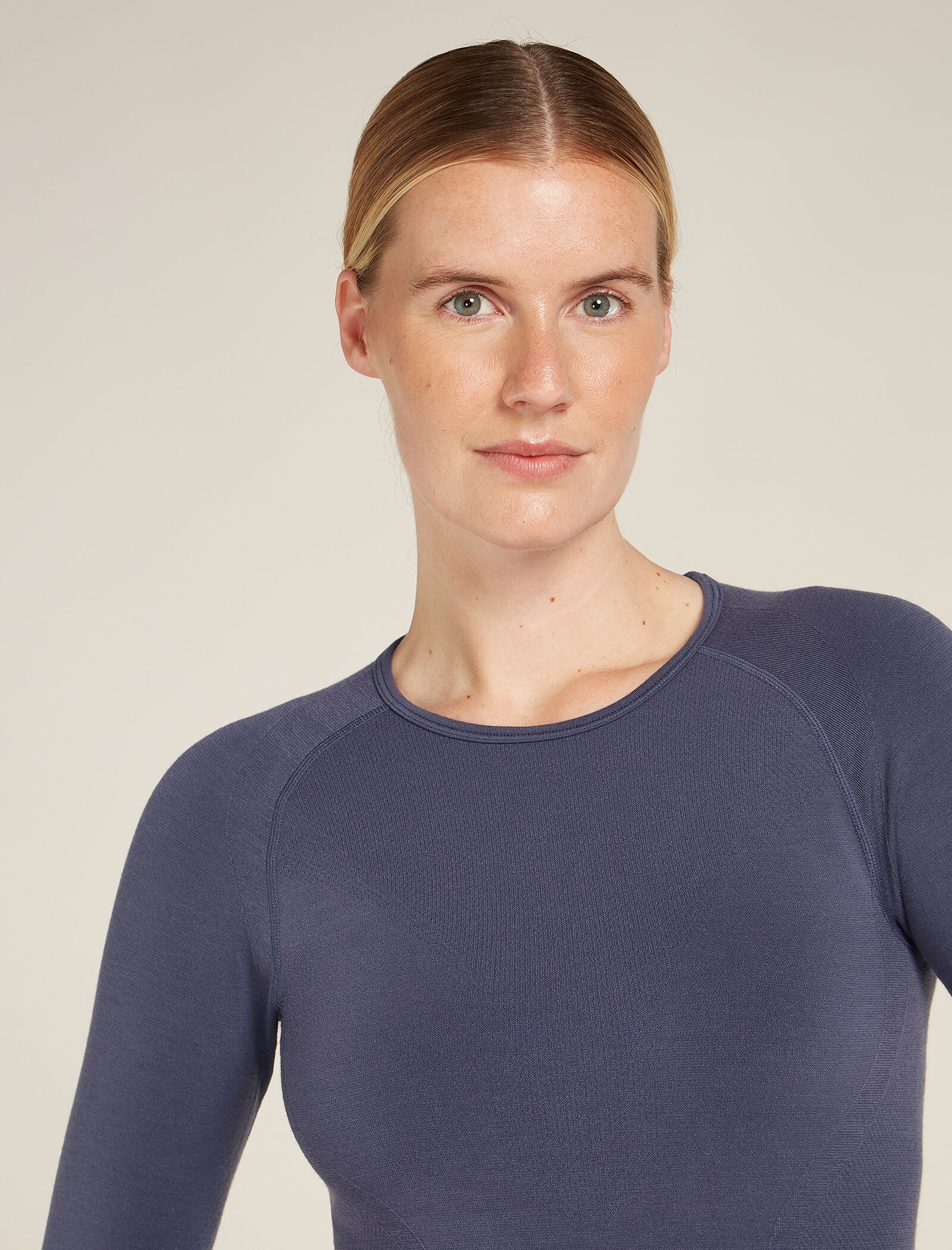 Women’s Merino Blend 260 ZoneKnit™ Seamless Long Sleeve Crew Thermal Top - Image 7