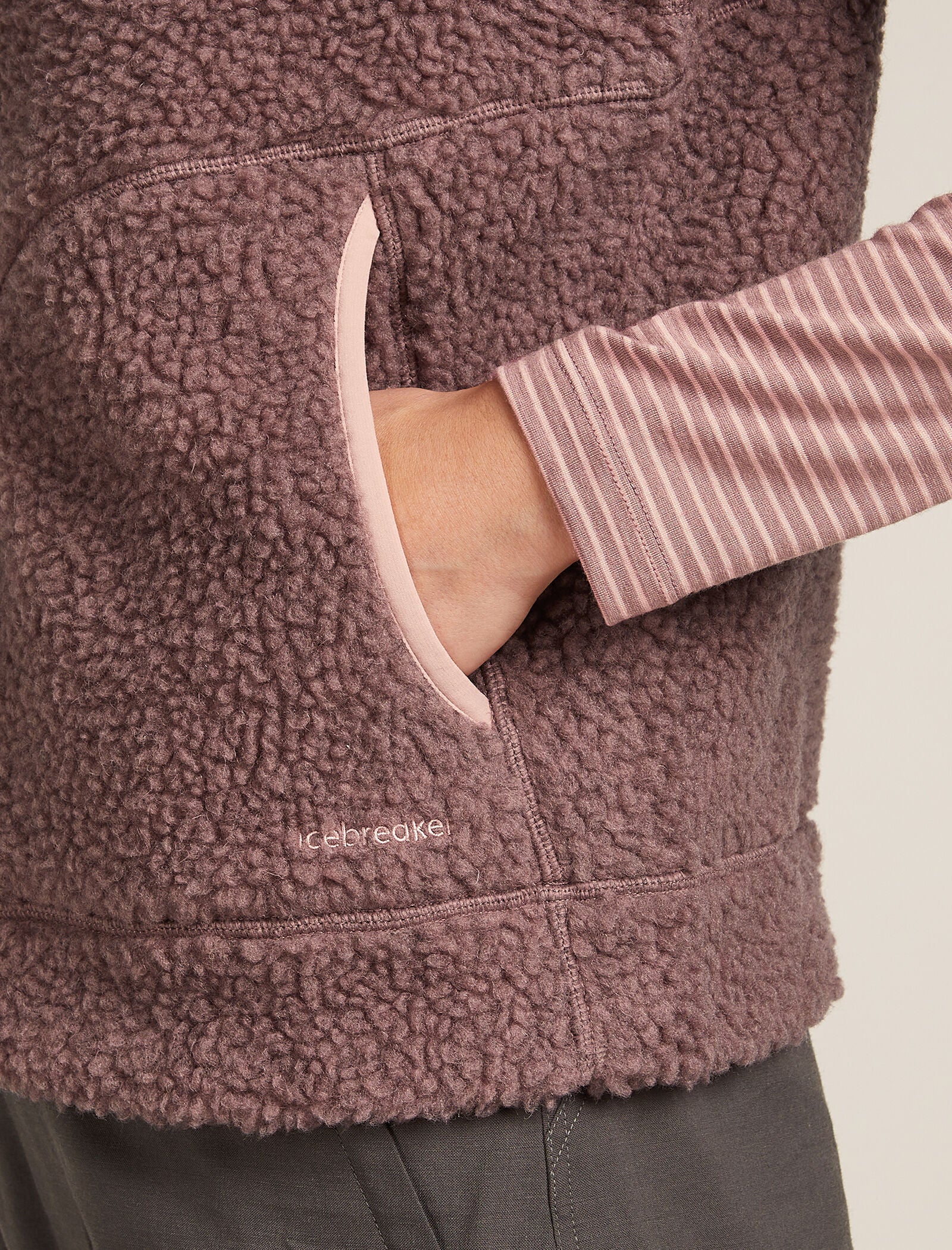 Women’s Merino Blend 960 RealFleece™ High Pile Vest - Image 5
