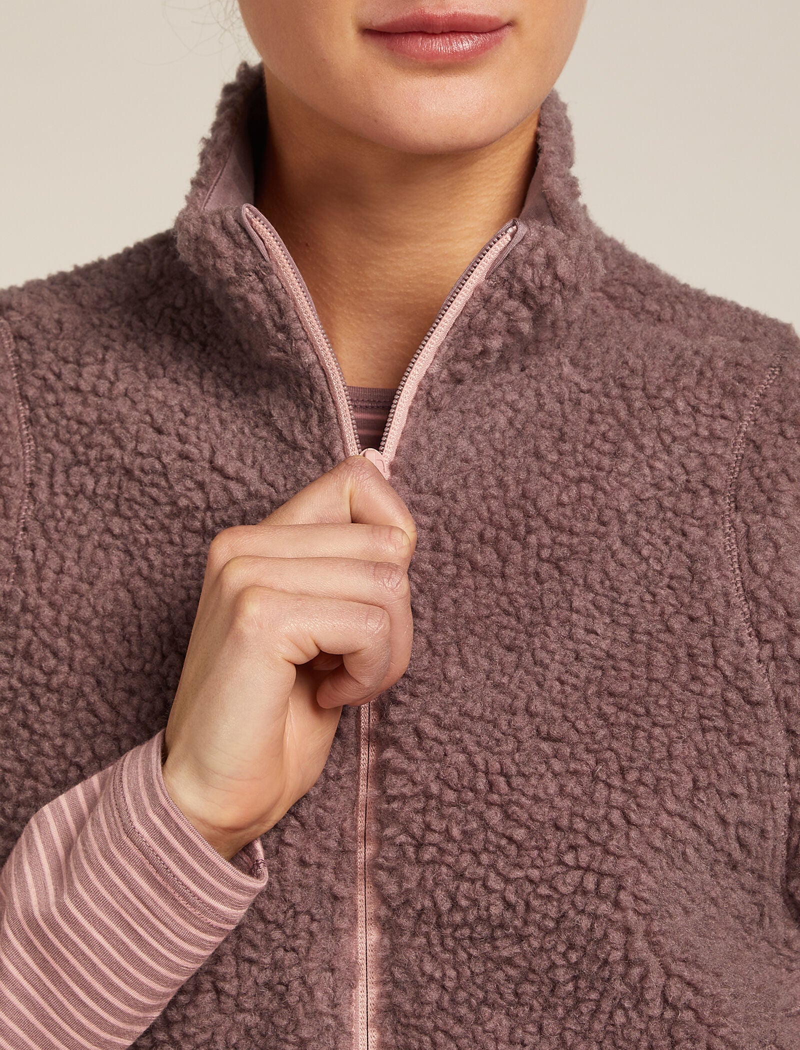 Women’s Merino Blend 960 RealFleece™ High Pile Vest - Image 6