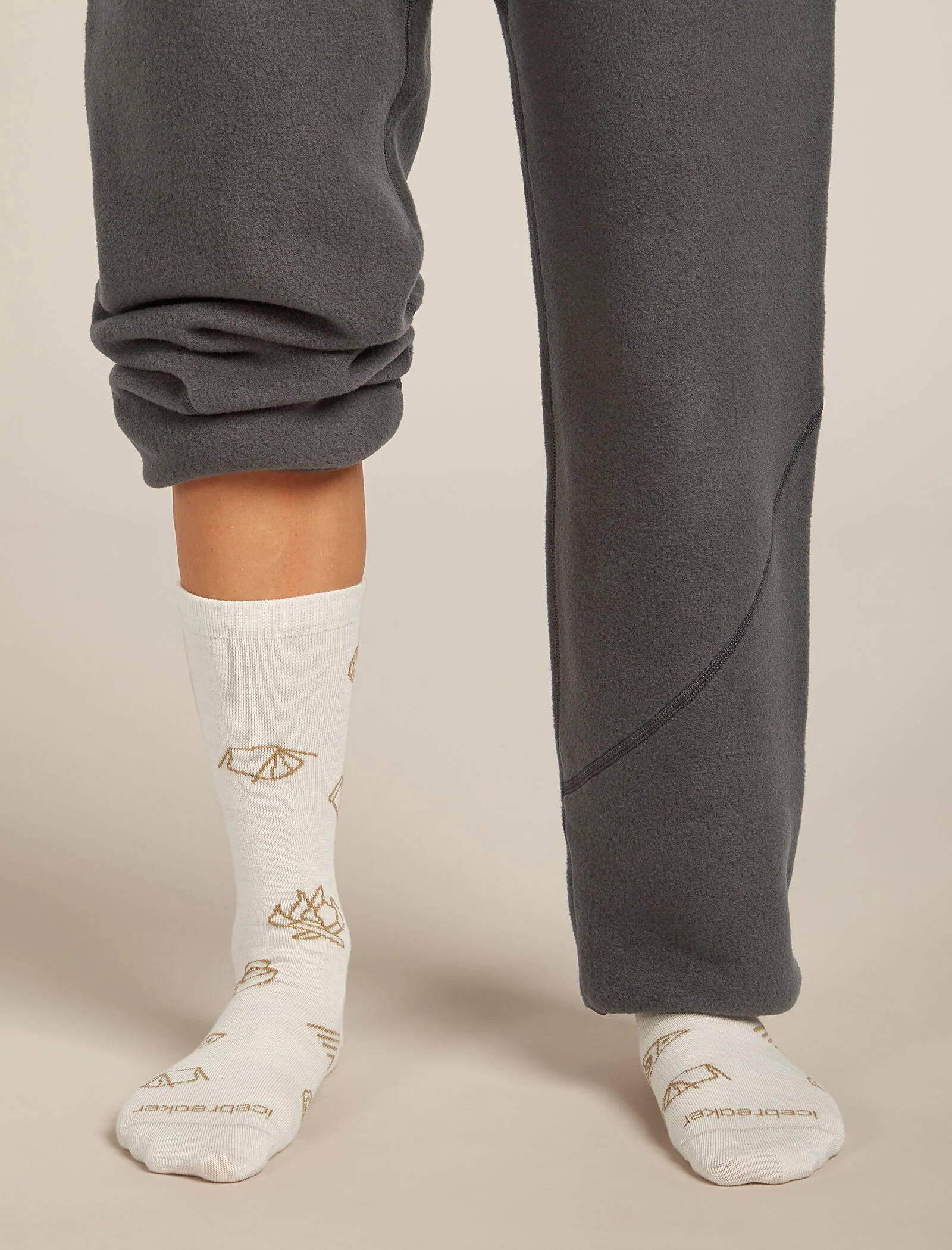 Women’s Merino Lifestyle Ultralight Crew Socks Camp Essential - Image 3